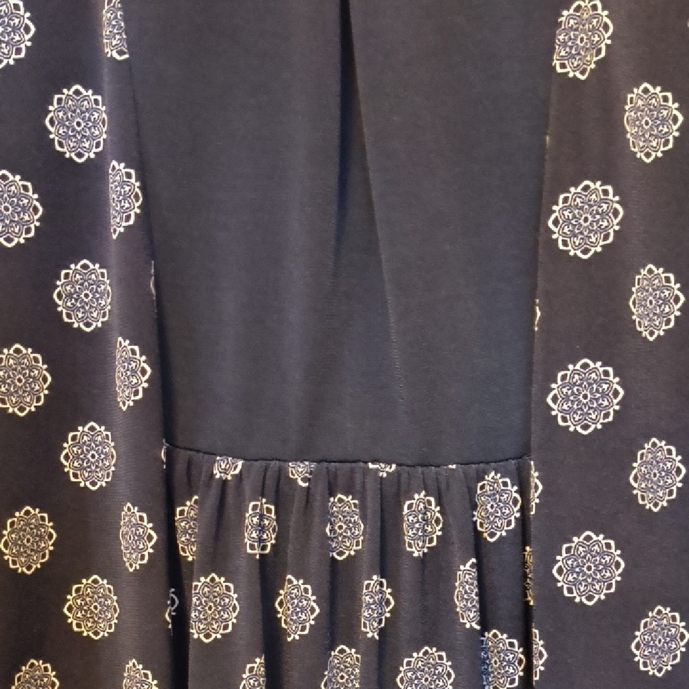 Jones New York Navy and White Polka Dot Tunic - Picture 6 of 7